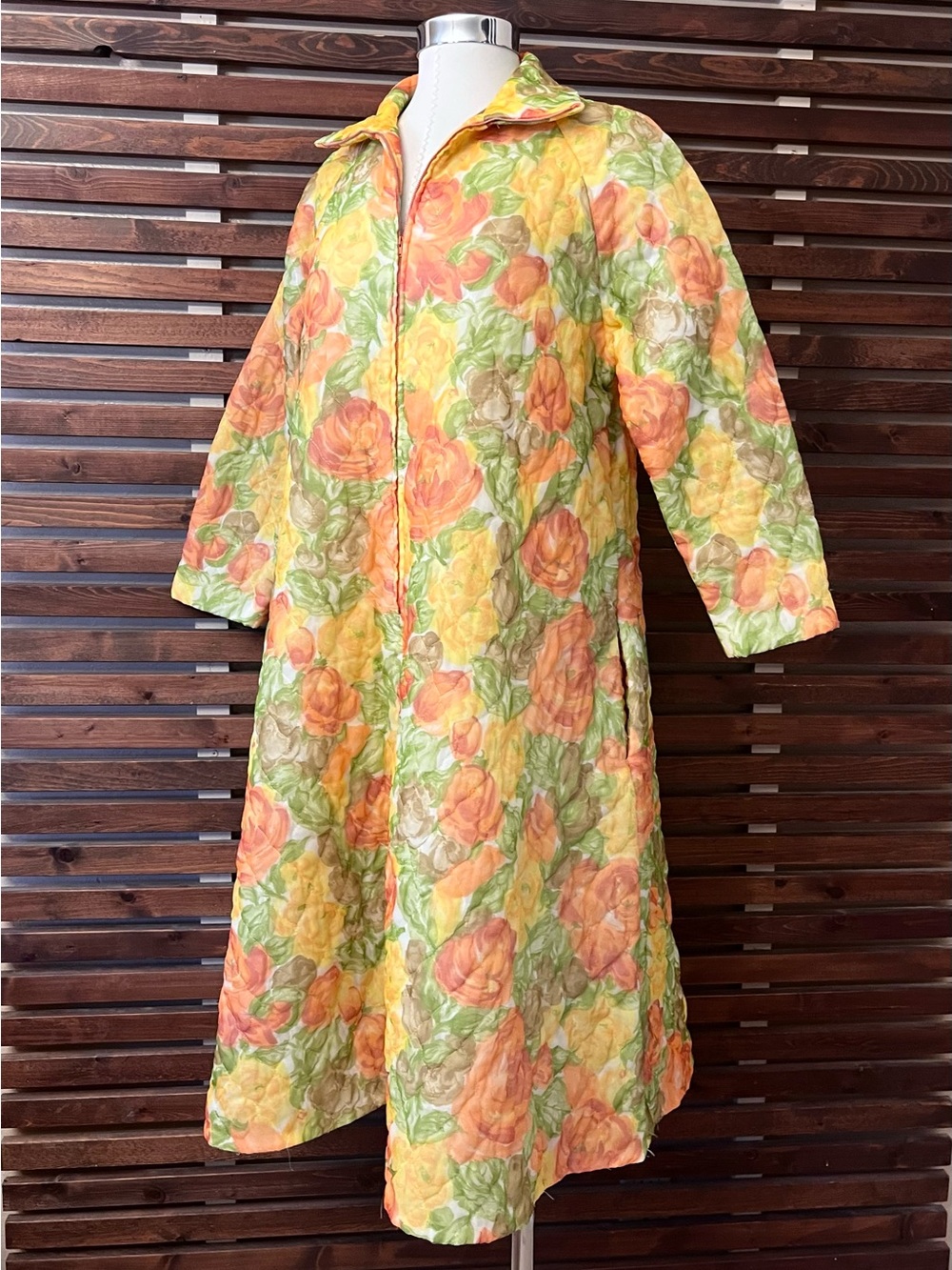 1960s 1970s Vintage Quilted Green Orange Yellow Floral Rose Zip Housecoat Robe